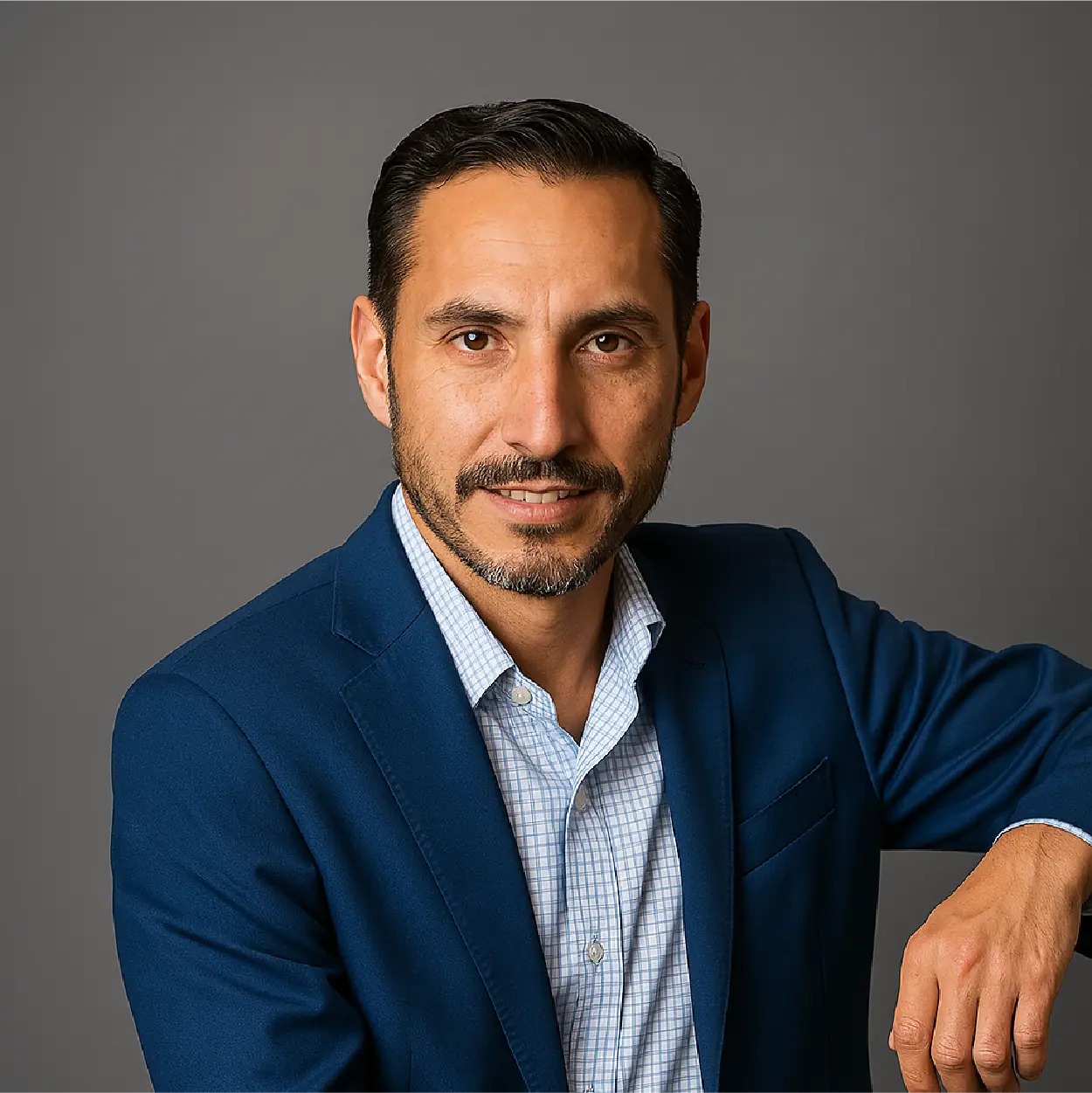 miguel en seccion de nosotros